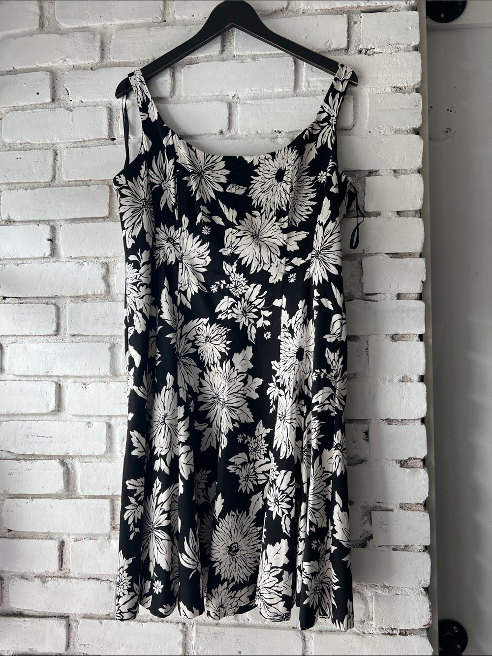 Floral Black and White Dress structured wire bra thicker fit and flare a line